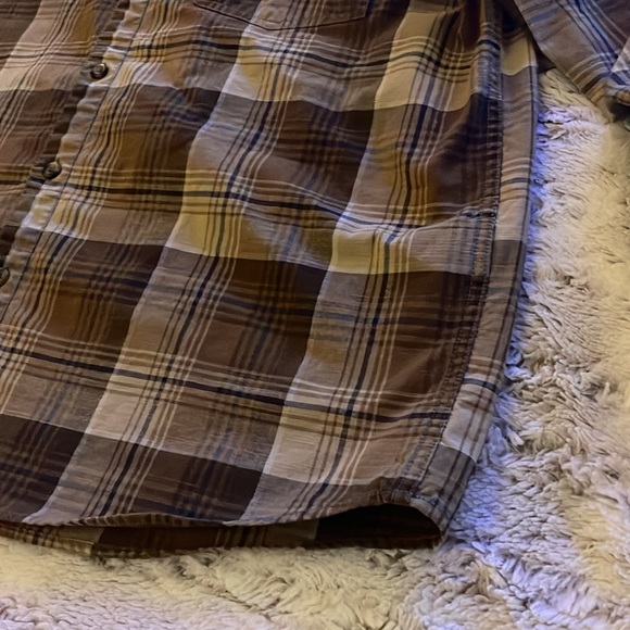 Eddie Bauer Large Men’s Button Down Shirt - Picture 4 of 10